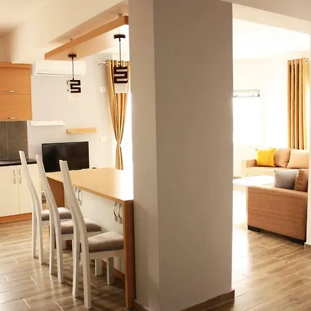 Alexandra's * Saranda