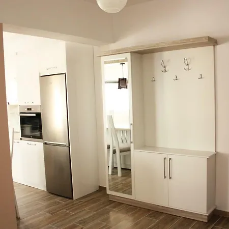 Alexandra's * Saranda