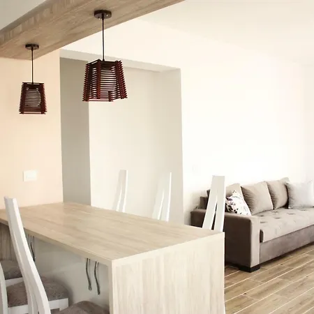 Alexandra's * Saranda