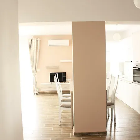 Alexandra's Apartment Sarande