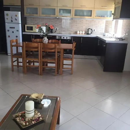 Alexandra's Sarande