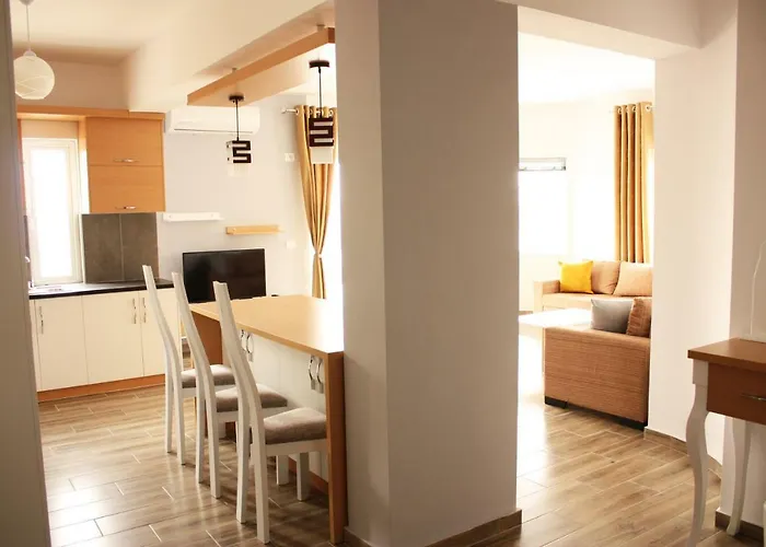 Alexandra's * Σαράντα