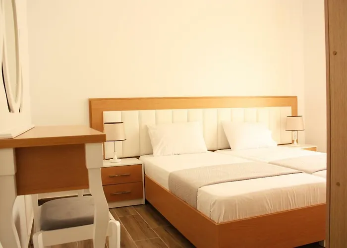 Alexandra's * Σαράντα