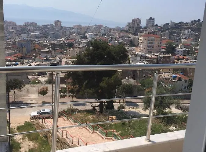 Alexandra's * Sarandë