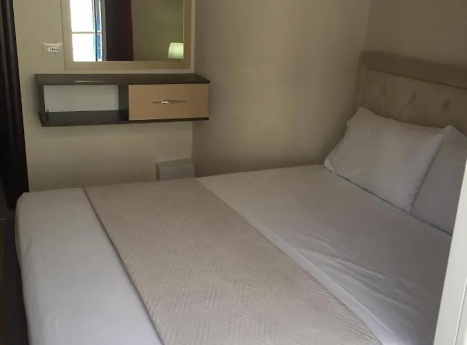 アパート Alexandra's